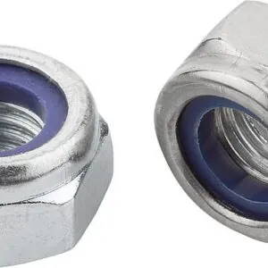 985